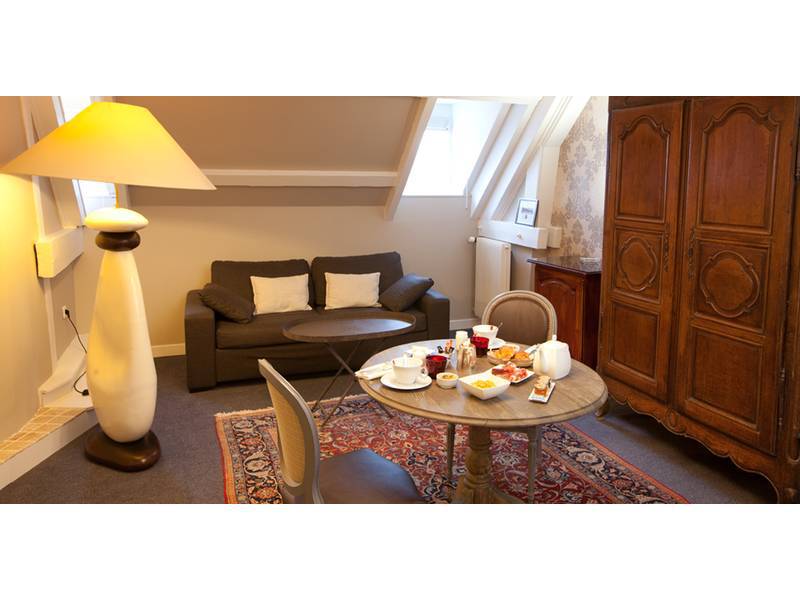 Ermitage De Corton - Teritoria 4*